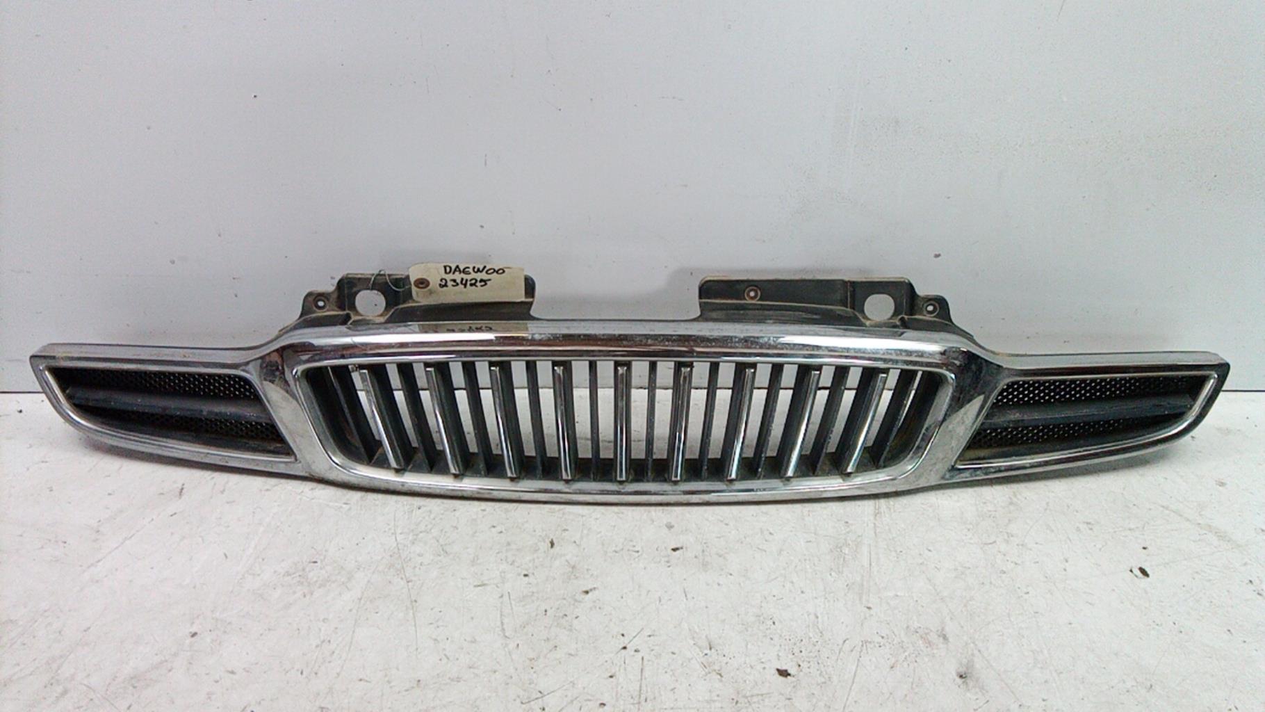 Calandre DAEWOO REZZO Essence - 1