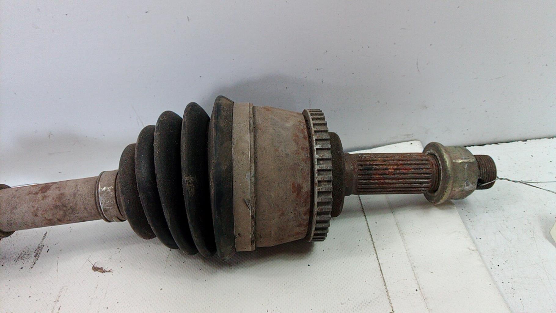 Giunto cardanico albero di trasmissione destro NISSAN PRIMERA 4 Diésel - 1