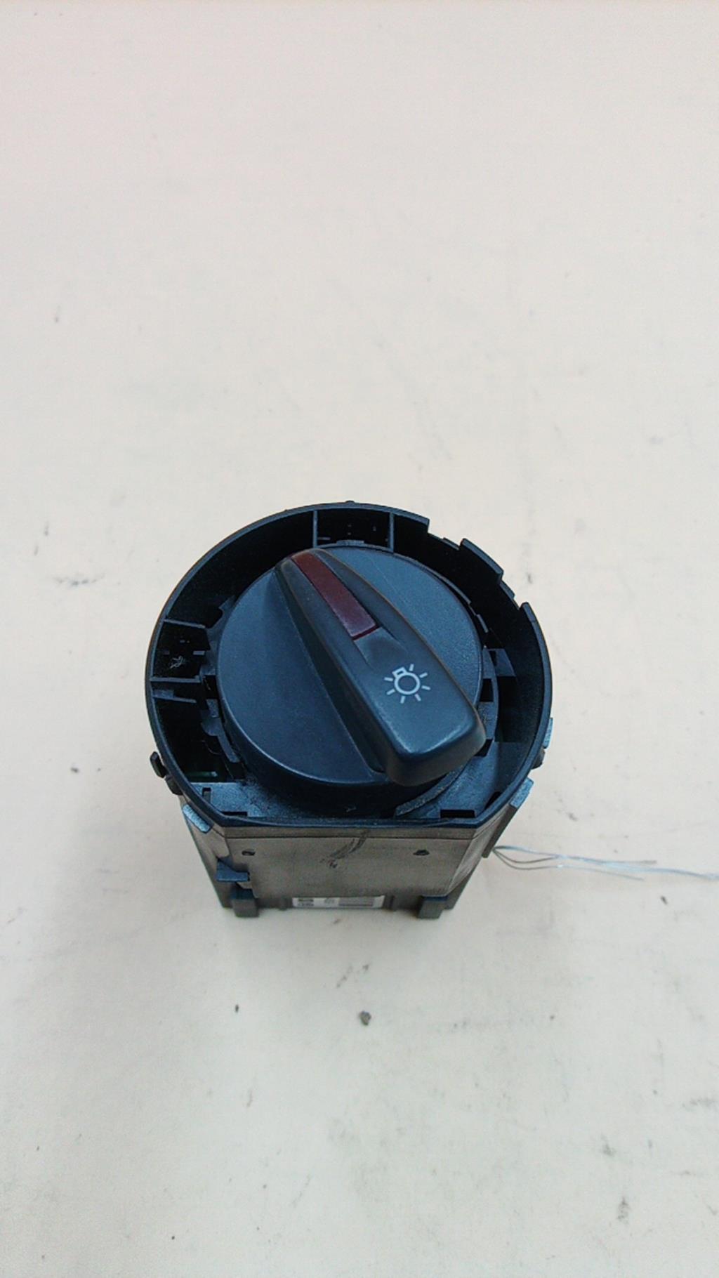 Commande de phare SEAT IBIZA 4 PHASE 1 COUPE Diesel - 1