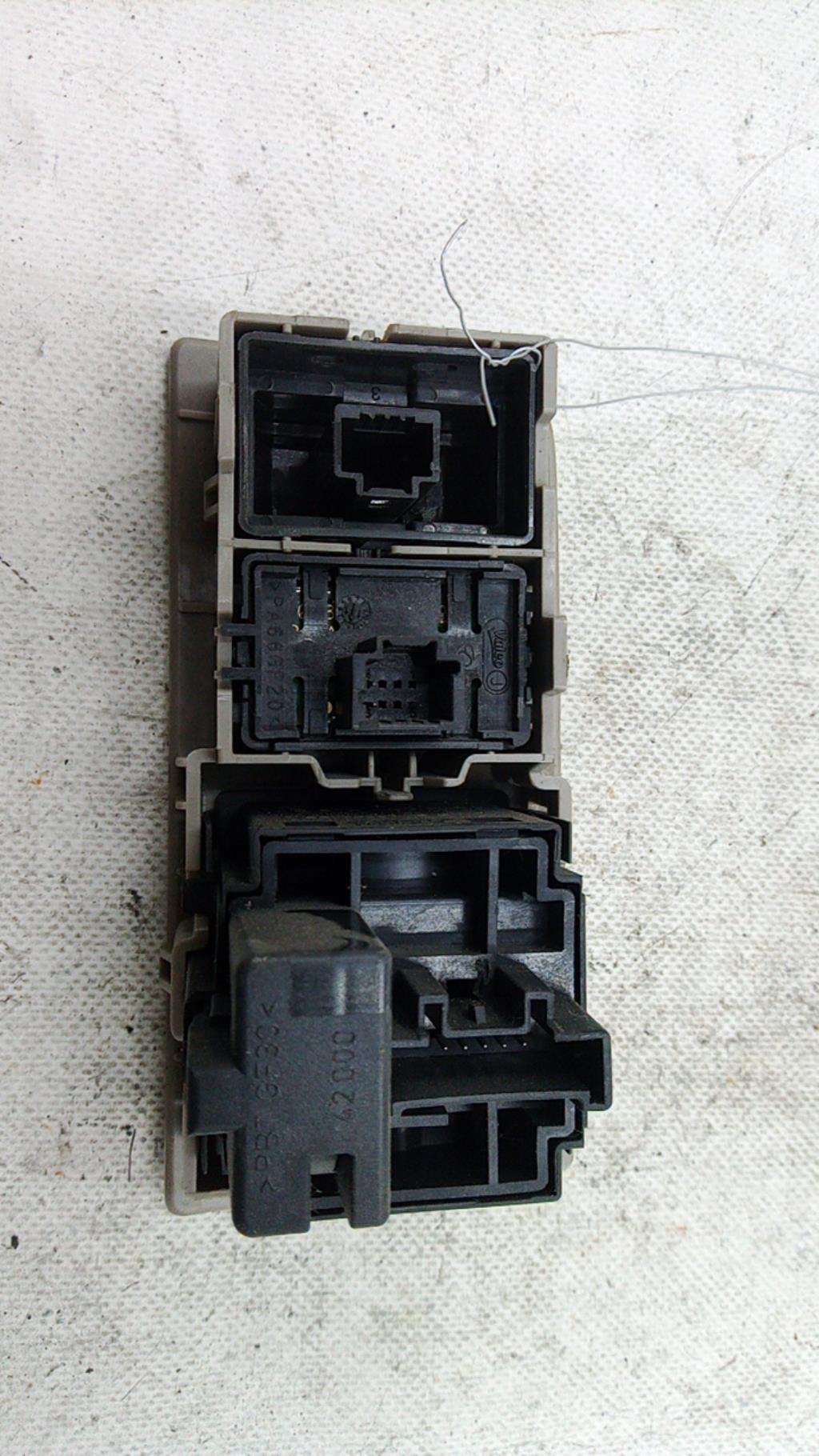 Commande de reglage hauteur de phare RENAULT SCENIC 3 PHASE 1 Diesel - 1