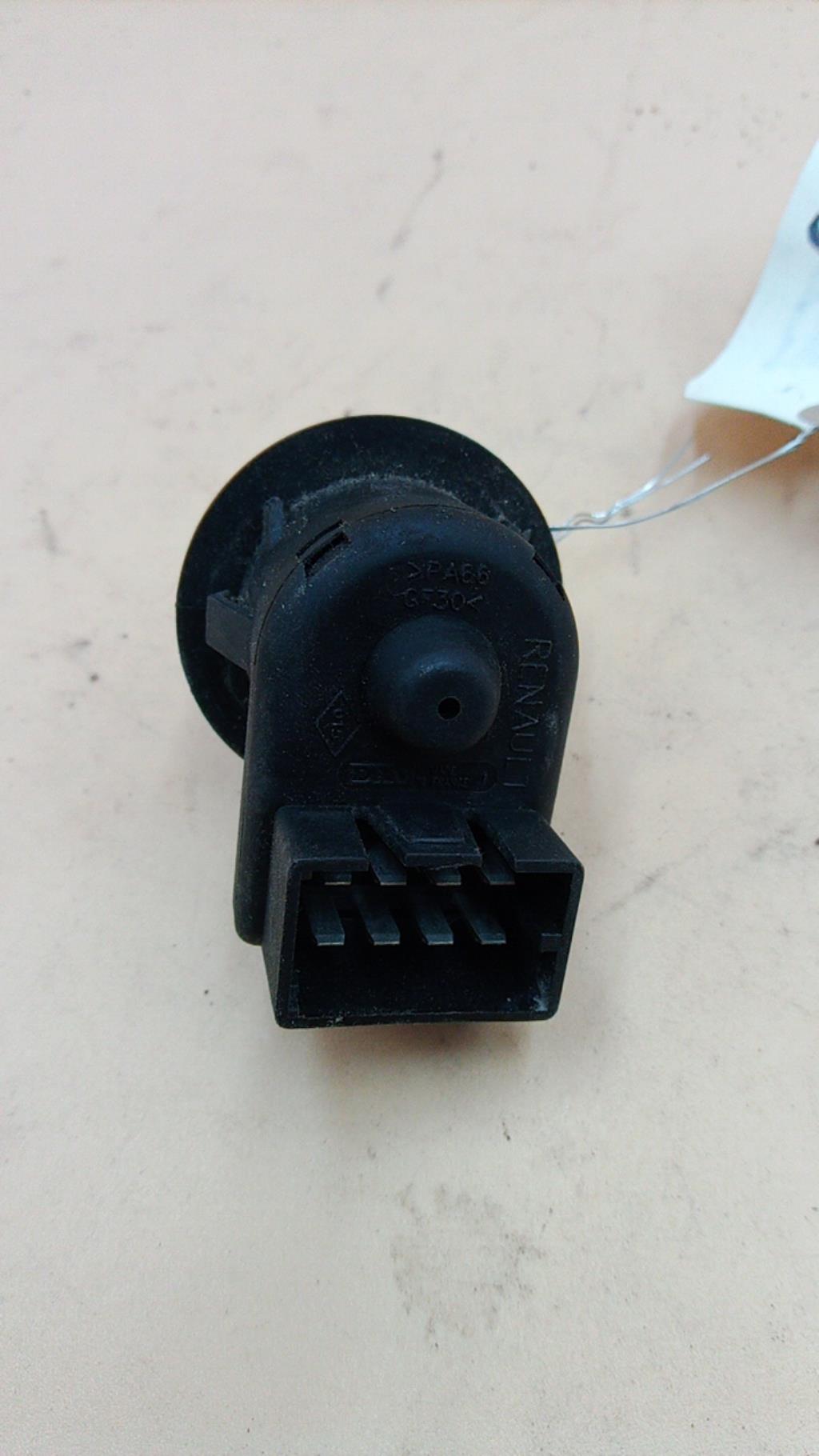 Commande retroviseurs RENAULT CLIO 3 PHASE 1 Diesel - 1