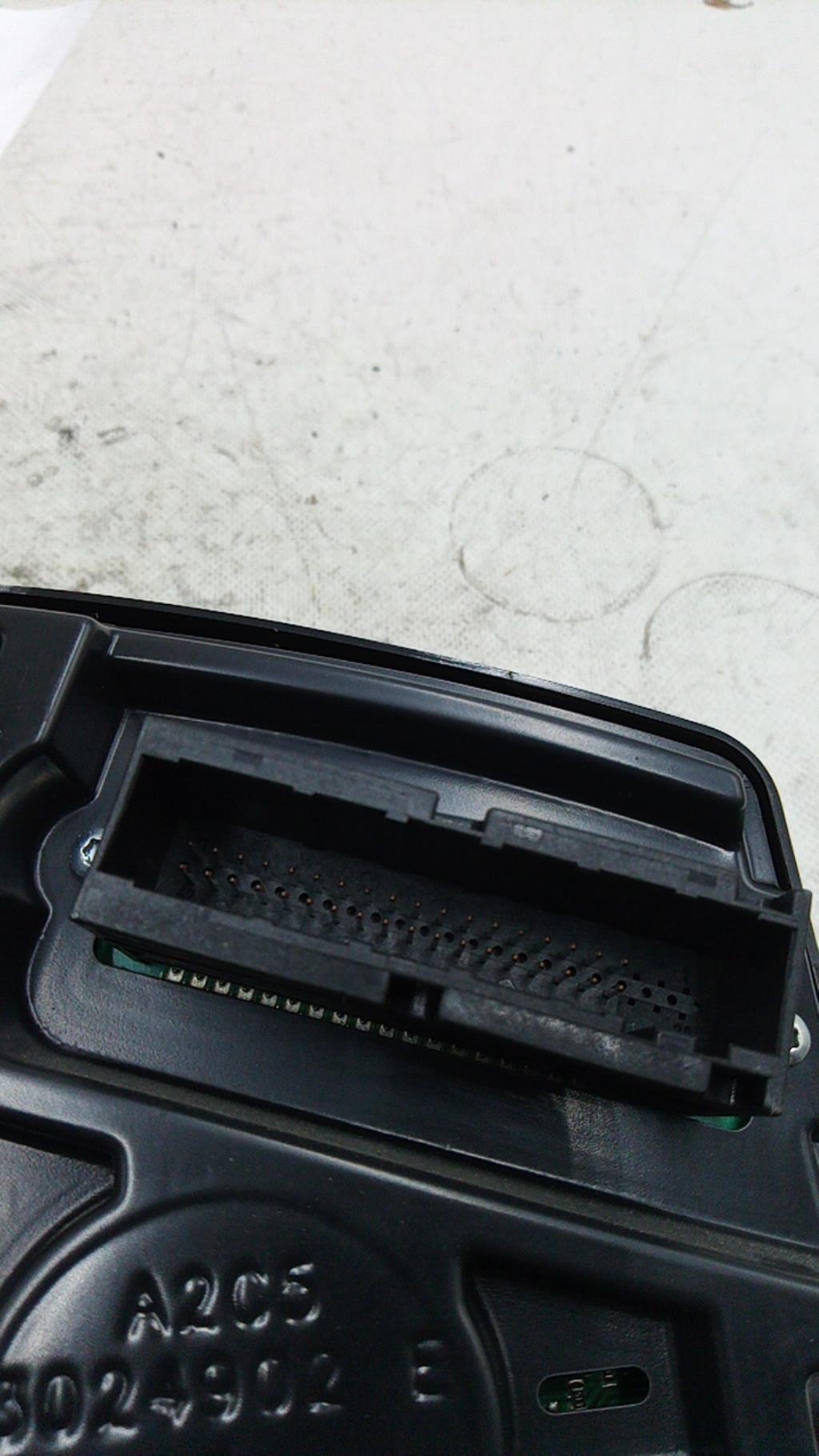 Compteur OPEL ZAFIRA B PHASE 1 Diesel - 1