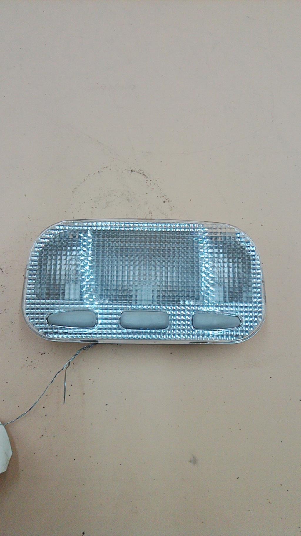 Luce di cortesia PEUGEOT 307 PHASE 1 Diésel - 1