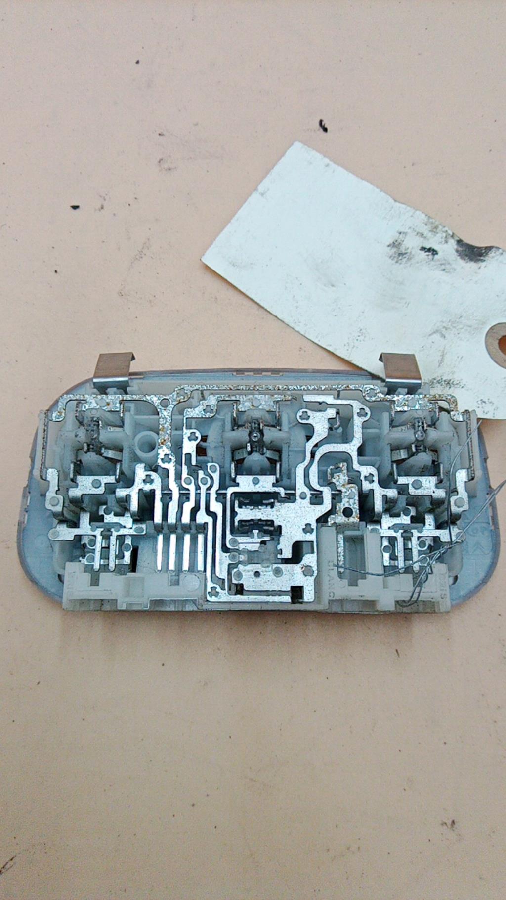 Eclairage de plafonnier PEUGEOT PARTNER 2 PHASE 3 Diesel - 1