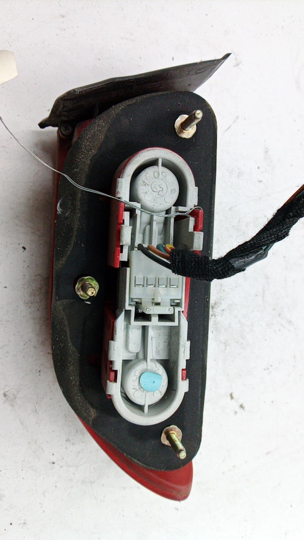 Fanale posteriore principale destro (luci) ALFA ROMEO 156 PHASE 1 Diésel - 1