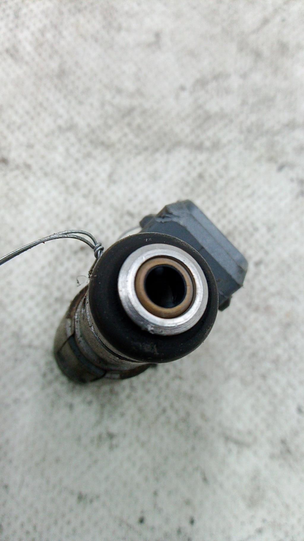 Injecteurs RENAULT SCENIC 1 PHASE 2 Essence - 1