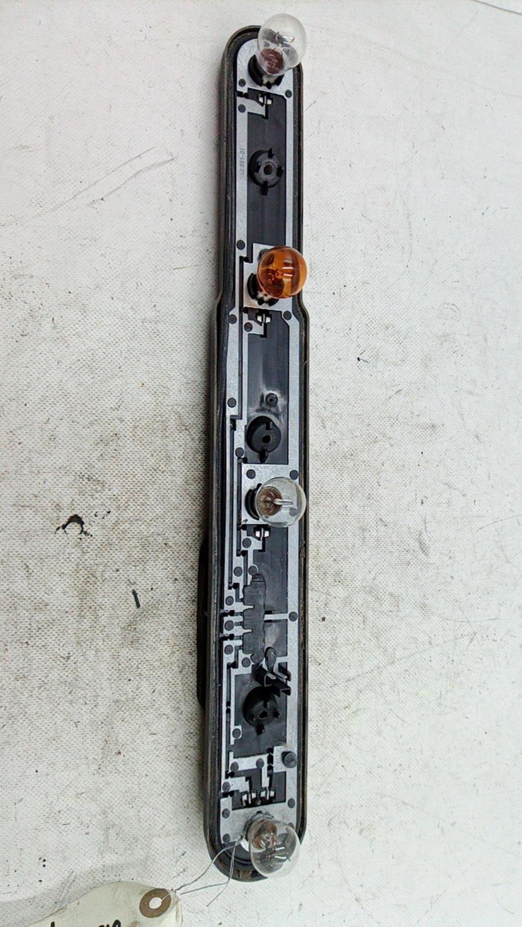 Base portalampade fanale posteriore destro FORD C-MAX 1 PHASE 2 Diésel - 1