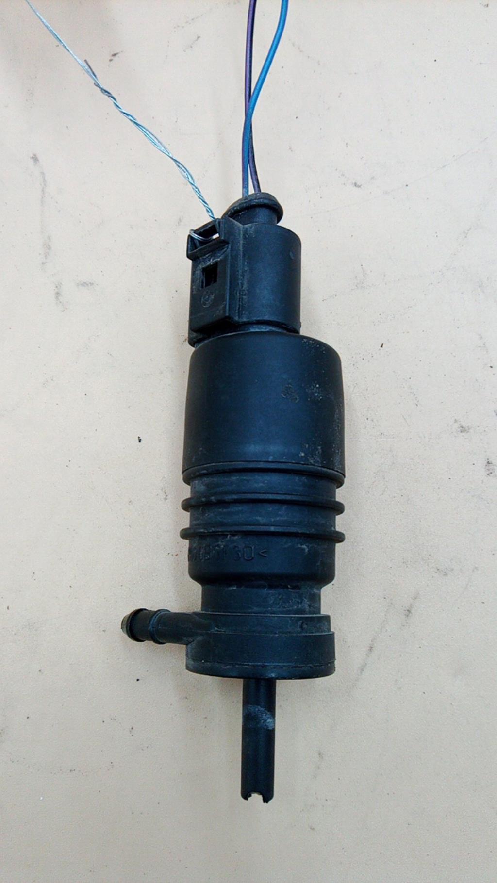 Pompe lave glace avant AUDI A4 2 PHASE 2 Diesel - 1