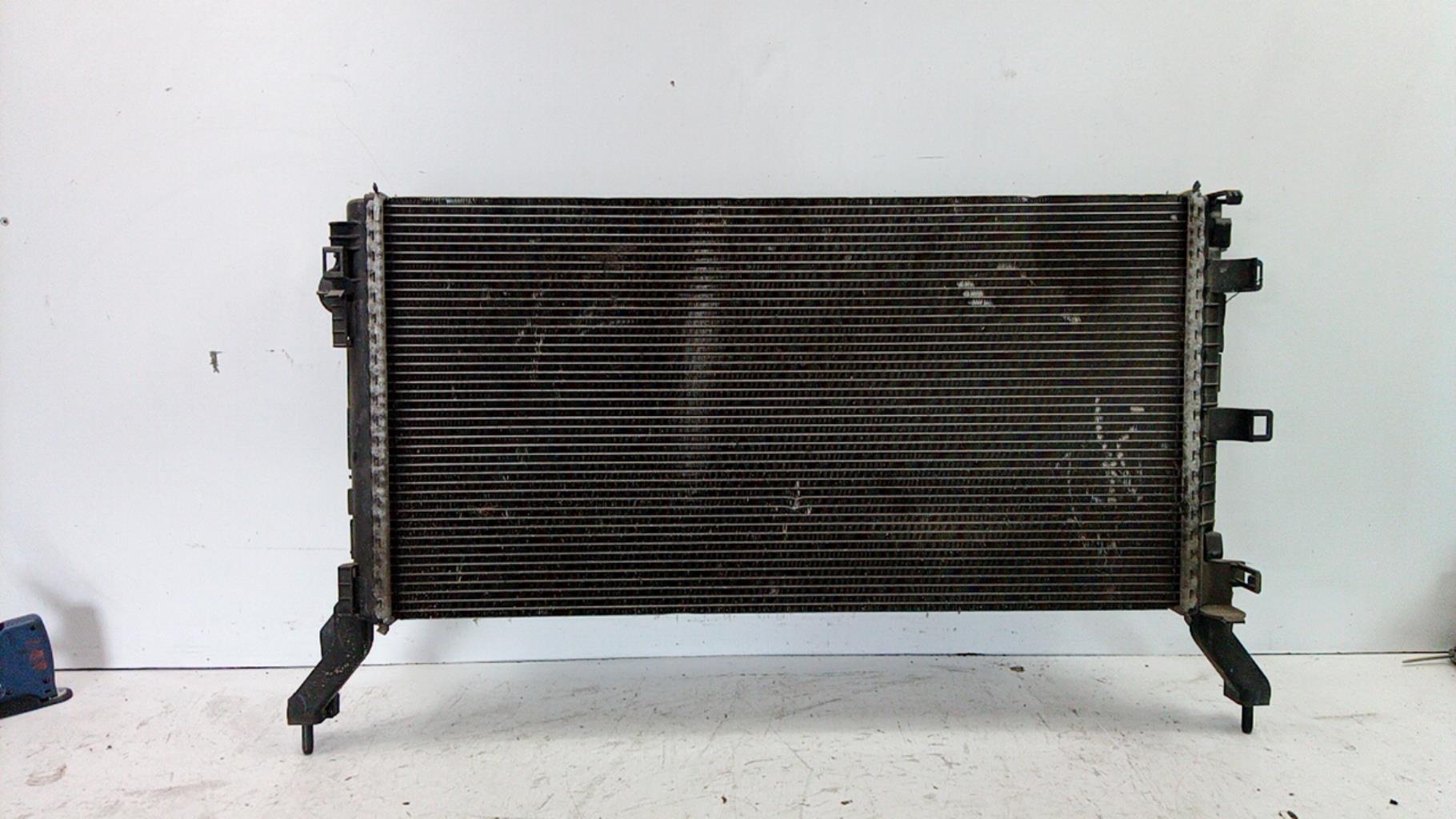 Radiateur eau RENAULT LAGUNA 3 PHASE 1 BREAK Diesel - 1