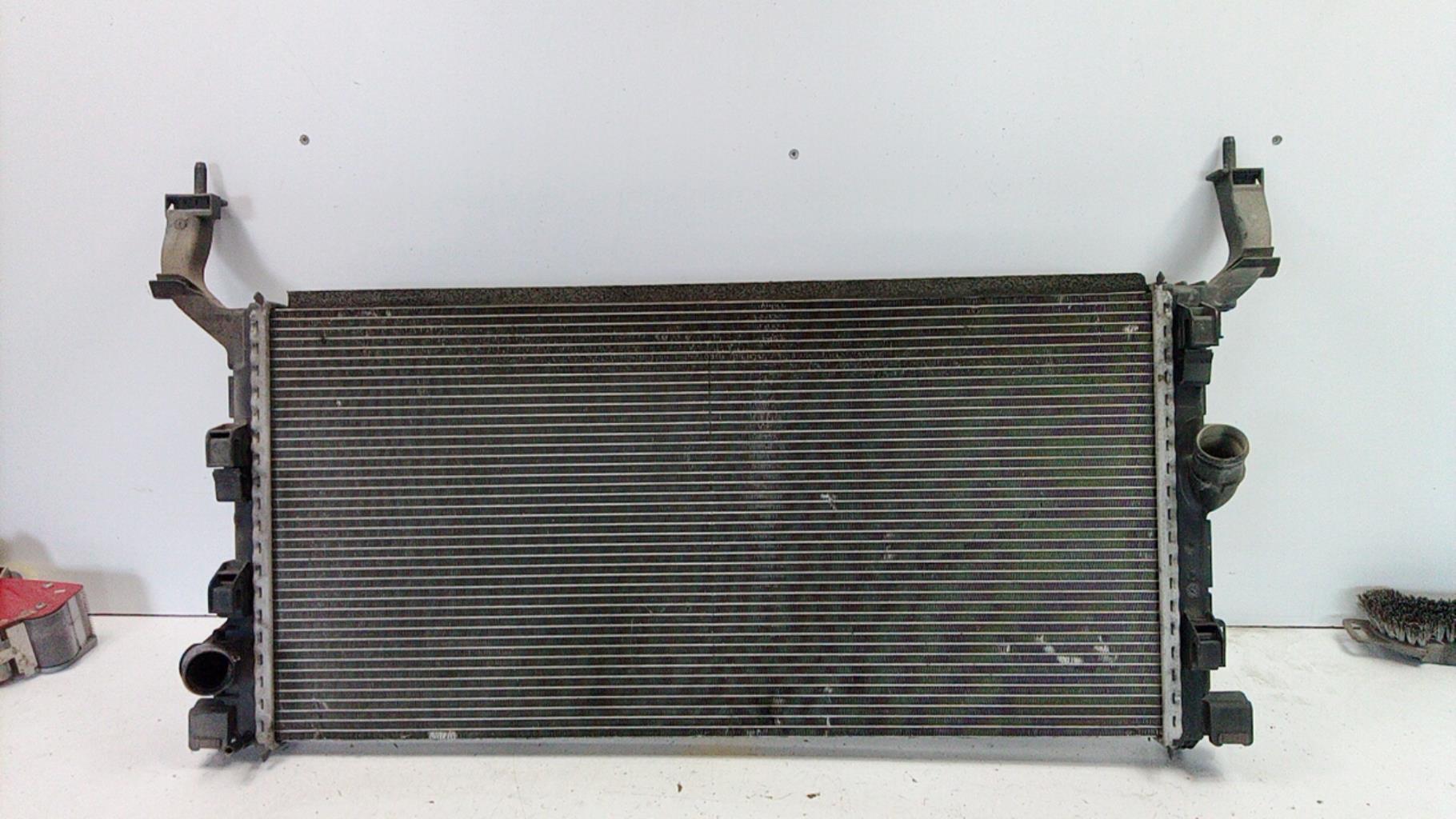 Radiateur eau RENAULT LAGUNA 3 PHASE 1 BREAK Diesel - 1
