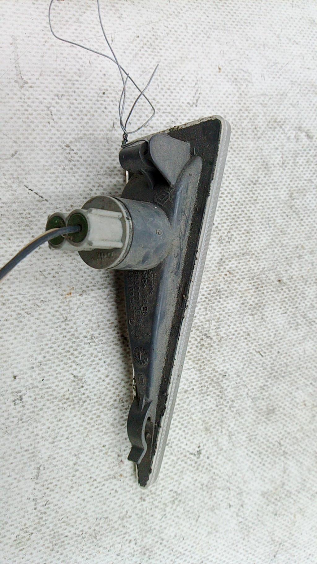 Ripetitore lampeggiante anteriore destro (Luci) RENAULT MEGANE 2 PHASE 1 Diésel - 1