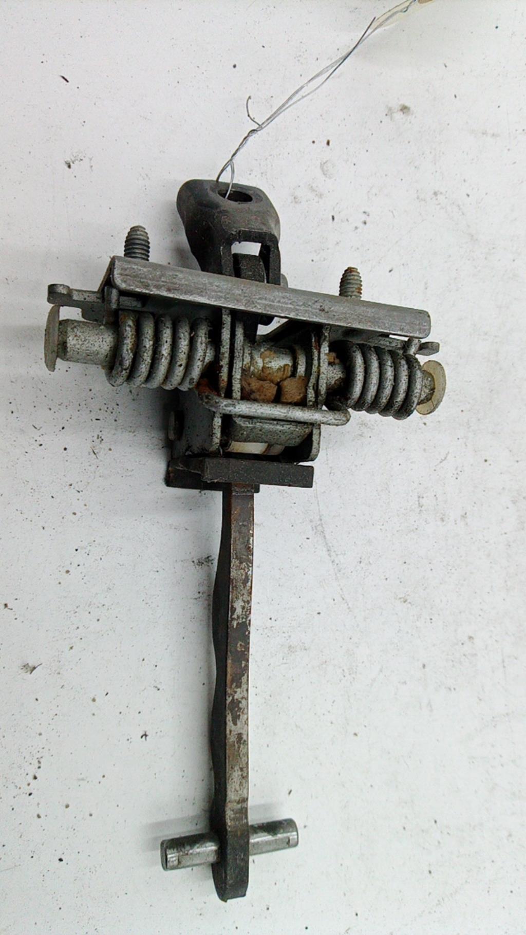 Tirante portiera posteriore sinistro PEUGEOT 5008 1 PHASE 1 Diésel - 1