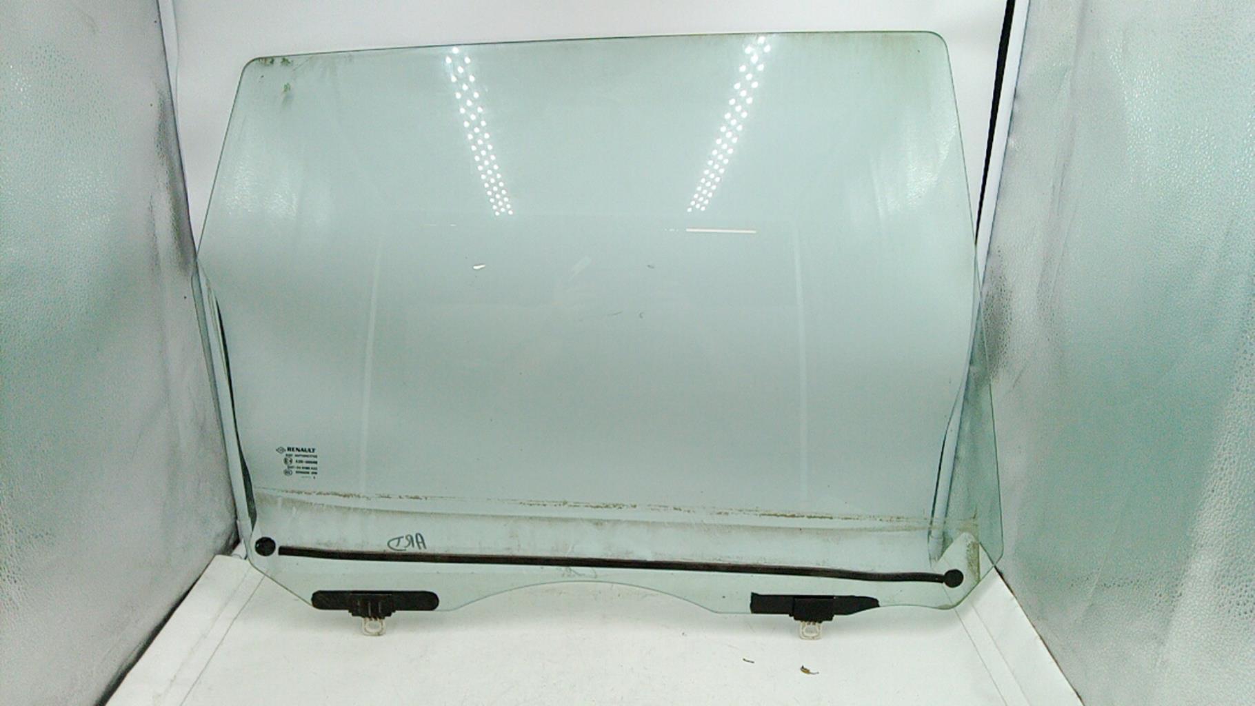 Vetro posteriore destro RENAULT SCENIC 3 PHASE 1 Diésel - 1