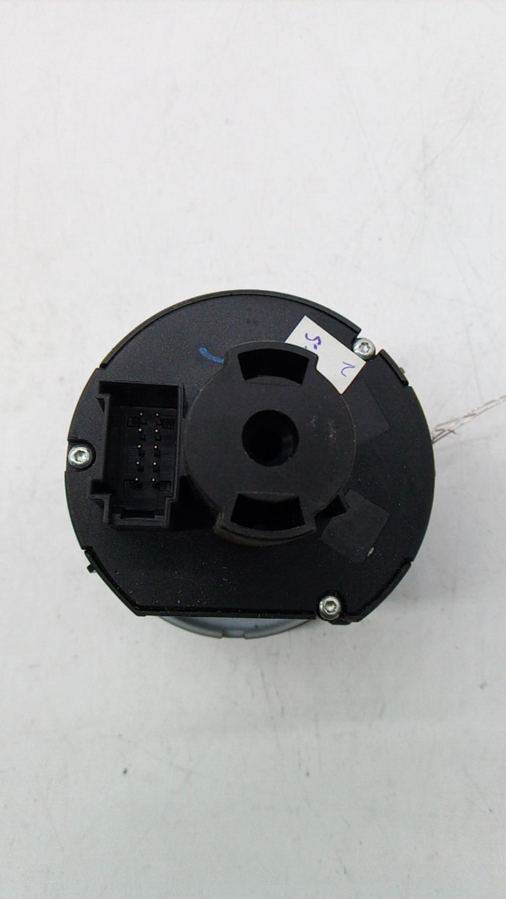 Commande de phare VOLKSWAGEN SCIROCCO 3 PHASE 1 COUPE Diesel - 1