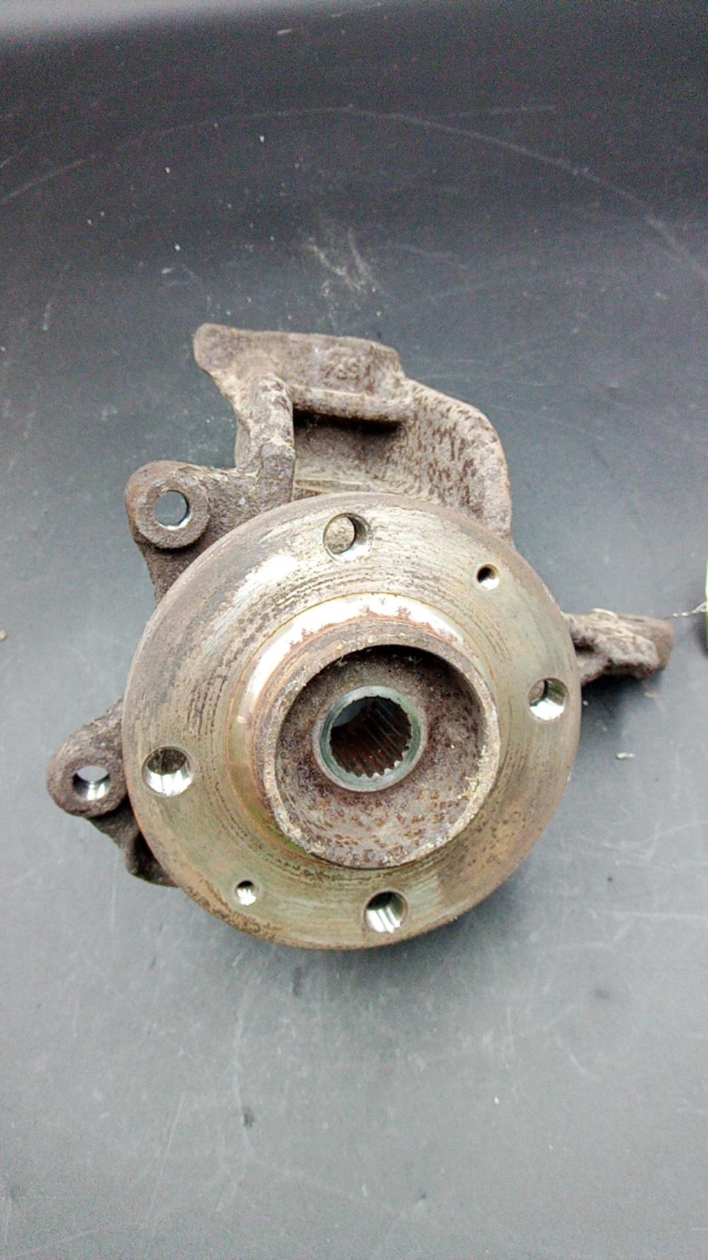 Fuso a snodo anteriore sinistro CITROEN C3 PLURIEL PHASE 2 CABRIOLET Gasolina - 1