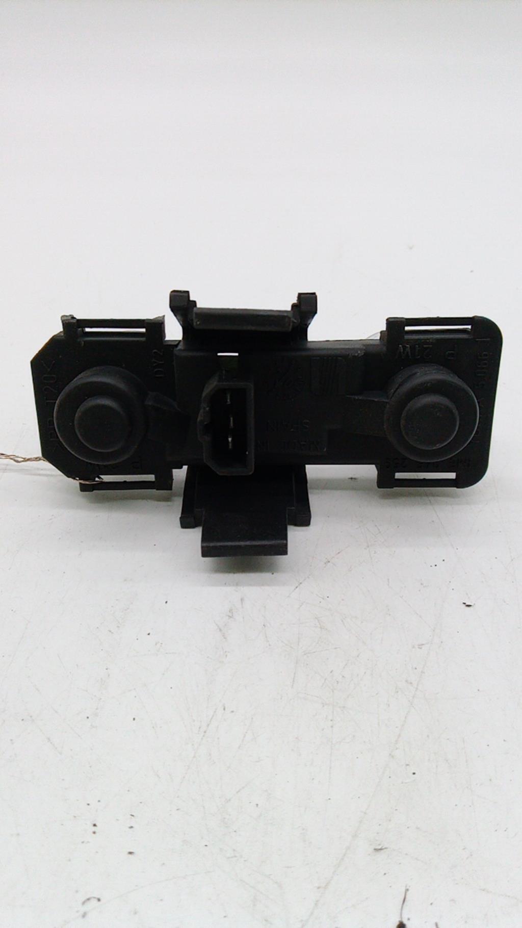 Base portalampade fanale posteriore destro SEAT LEON 1 Diésel - 1
