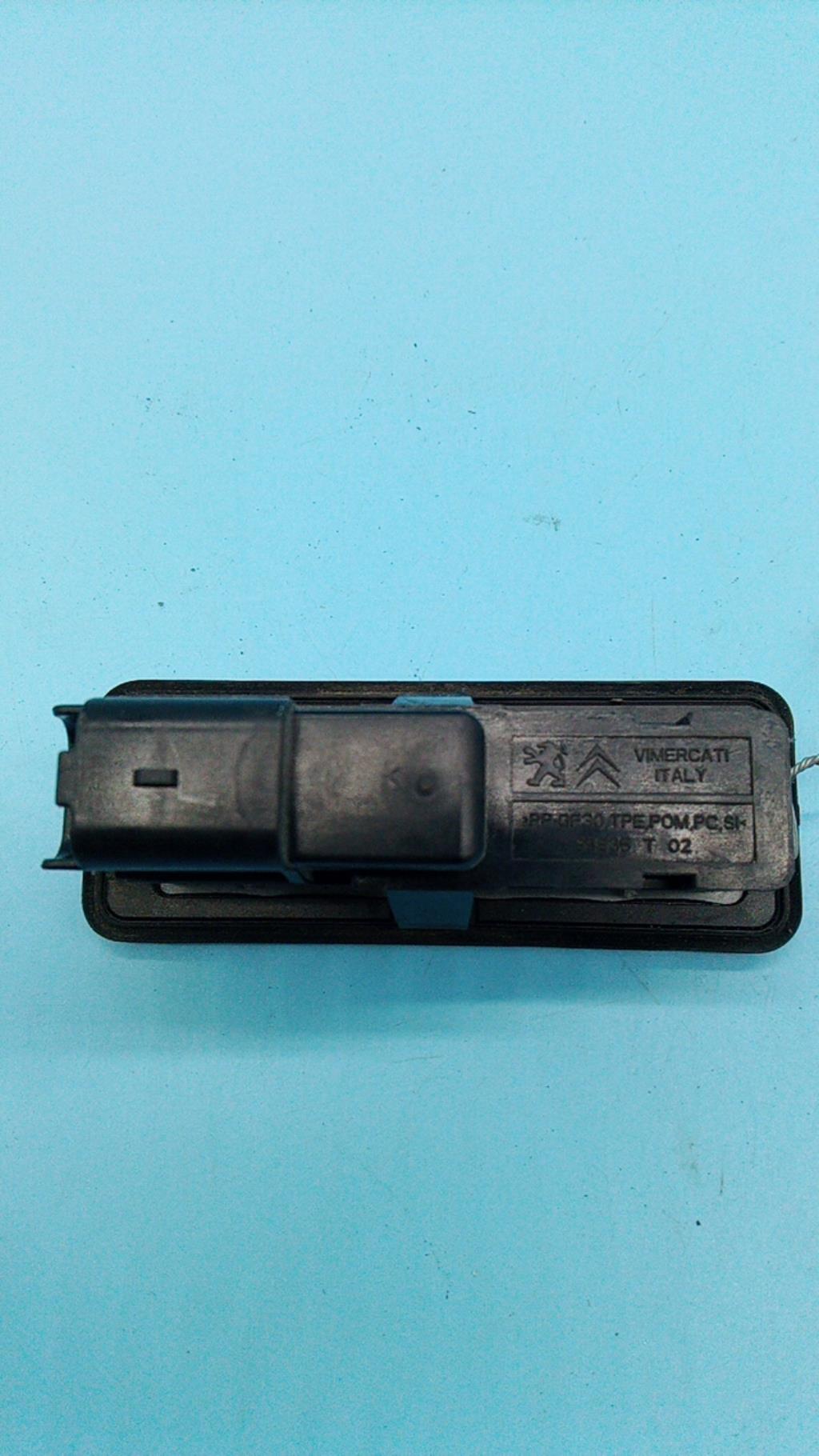 Pulsante del bagagliaio PEUGEOT 208 1 PHASE 1  - 1