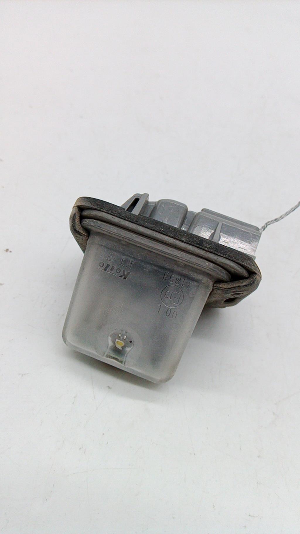 Eclairage de plaque SUZUKI IGNIS 3 Essence/Hybride - 1