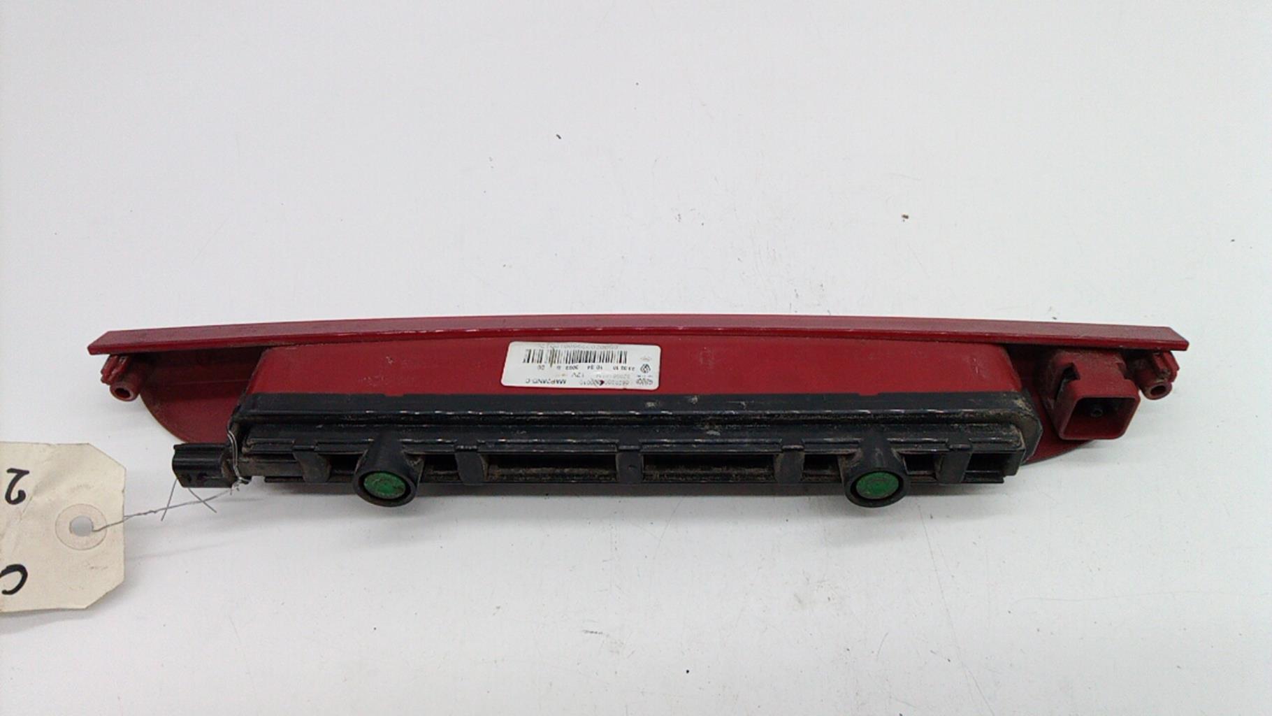 Feu arriere stop central RENAULT CLIO 3 PHASE 2 BREAK Diesel - 1