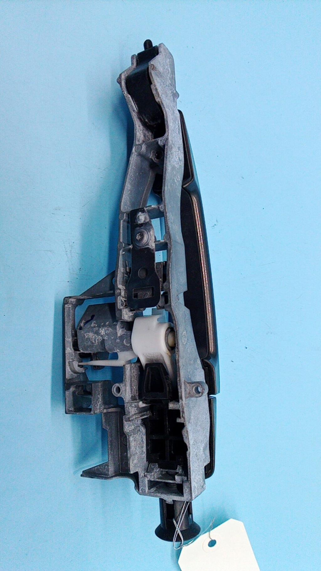 Maniglia portiera posteriore sinistra PEUGEOT 3008 1 PHASE 1 Diésel - 1