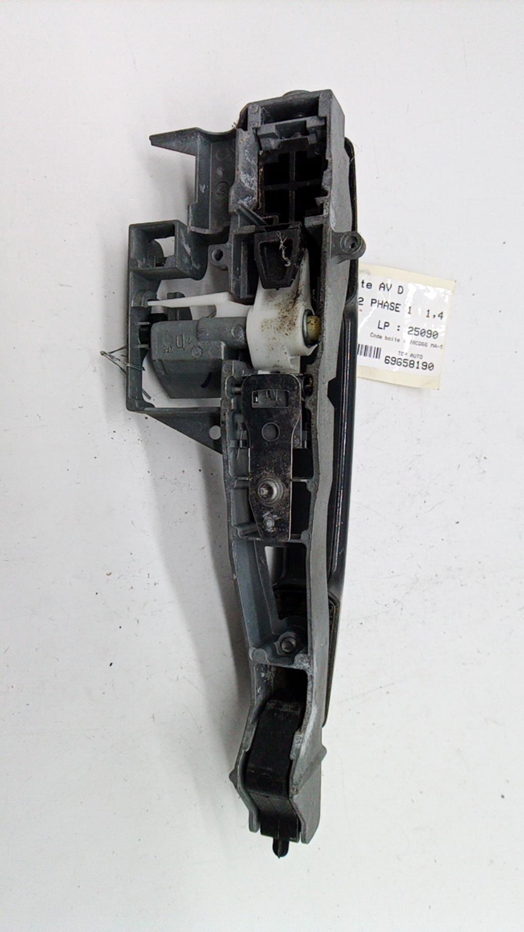 Maniglia portiera anteriore destra CITROEN C3 2 PHASE 1 Diésel - 1