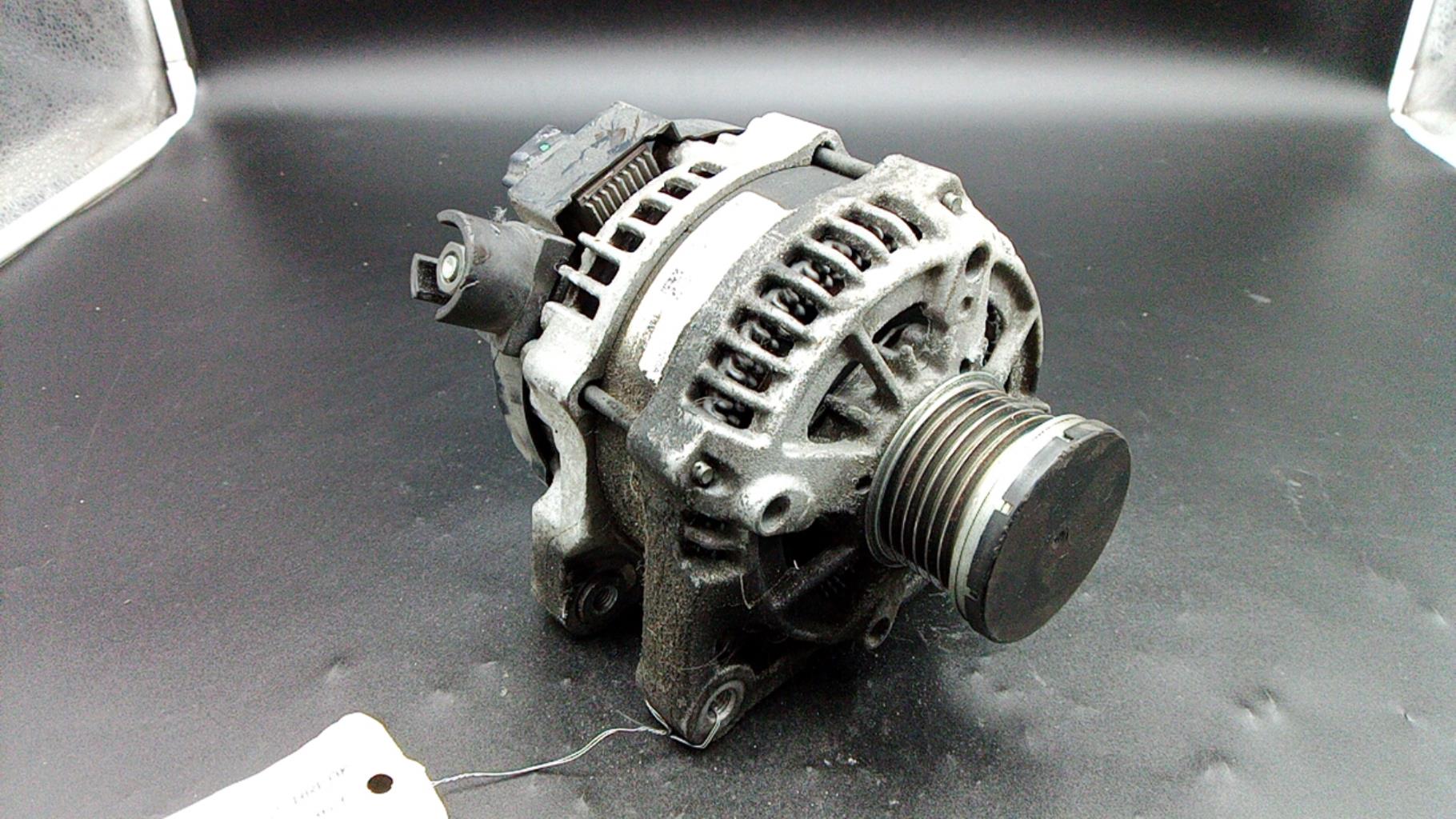 Alternateur FORD FOCUS 3 PHASE 2 BREAK Essence - 1