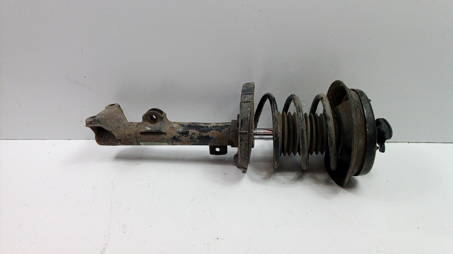 Ammortizzatore anteriore sinistro MERCEDES CLASSE C 203 PHASE 1 BREAK Diésel - 1