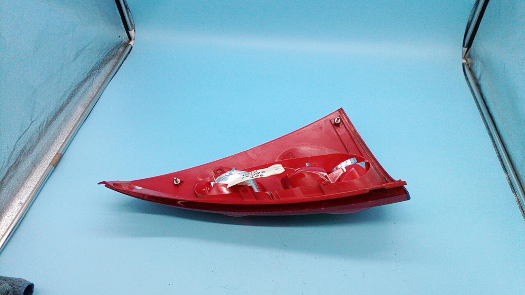 Fanale posteriore principale sinistro (luci) PEUGEOT 107 PHASE 2 Gasolina - 1