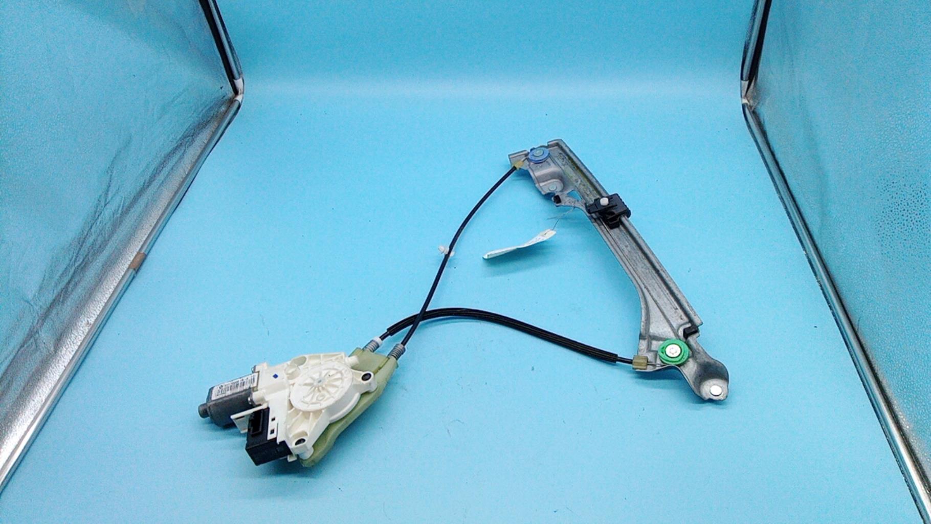 Alzacristalli elettrico posteriore destro RENAULT LAGUNA 3 PHASE 1 BREAK Diésel - 1