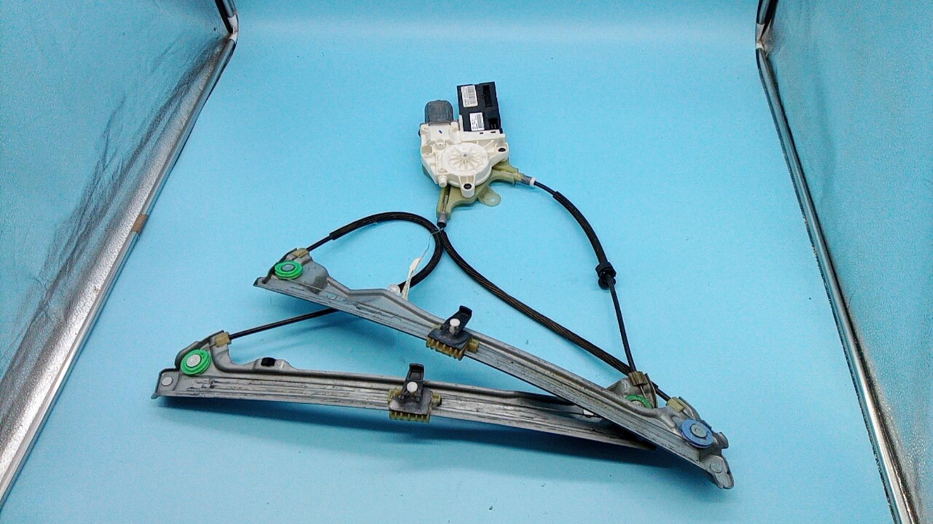 Alzacristalli elettrico anteriore sinistro RENAULT LAGUNA 3 PHASE 1 BREAK Diésel - 1
