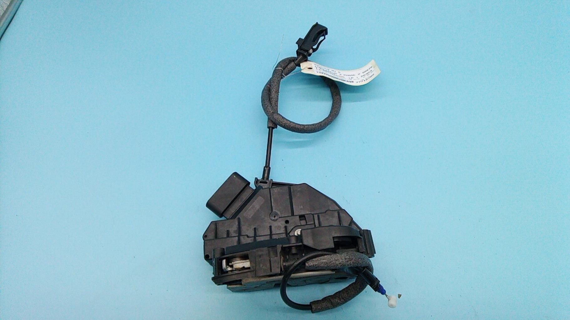Serrure avant gauche FORD FOCUS 3 PHASE 2 BREAK Essence - 1
