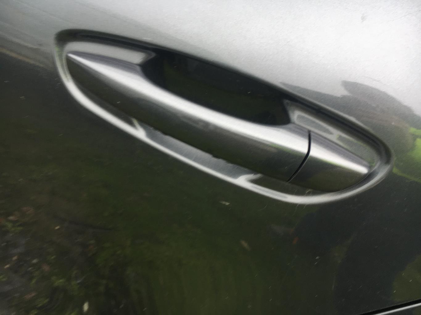 Maniglia portiera posteriore sinistra CITROEN C4 PICASSO 2 PHASE 1 Diésel - 1
