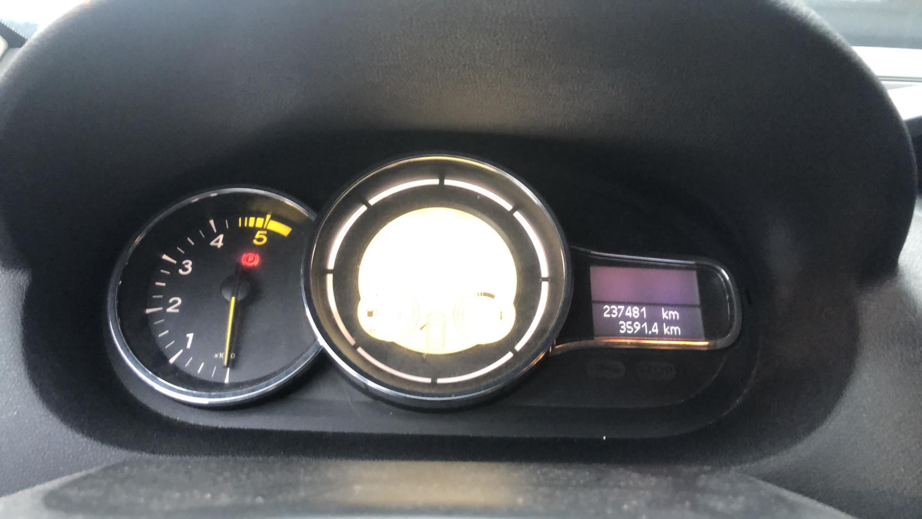 Moteur RENAULT MEGANE 3 PHASE 1 Diesel - 1