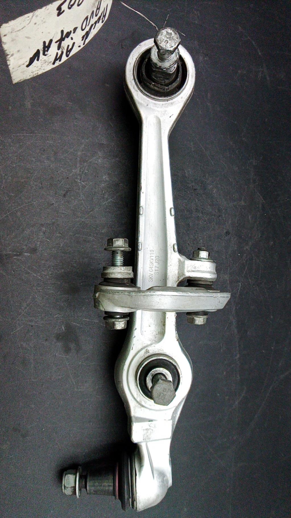Braccio sospensione inferiore anteriore destro AUDI A4 1 PHASE 2 Diésel - 1