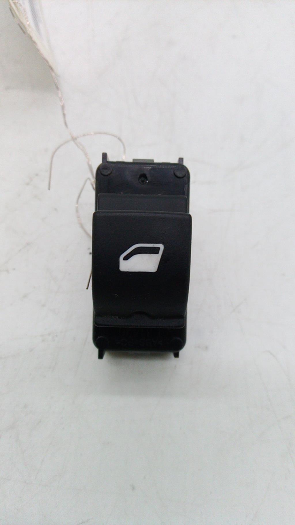 Interruttore lavacristalli posteriore destro PEUGEOT 2008 1 PHASE 2 Gasolina - 1