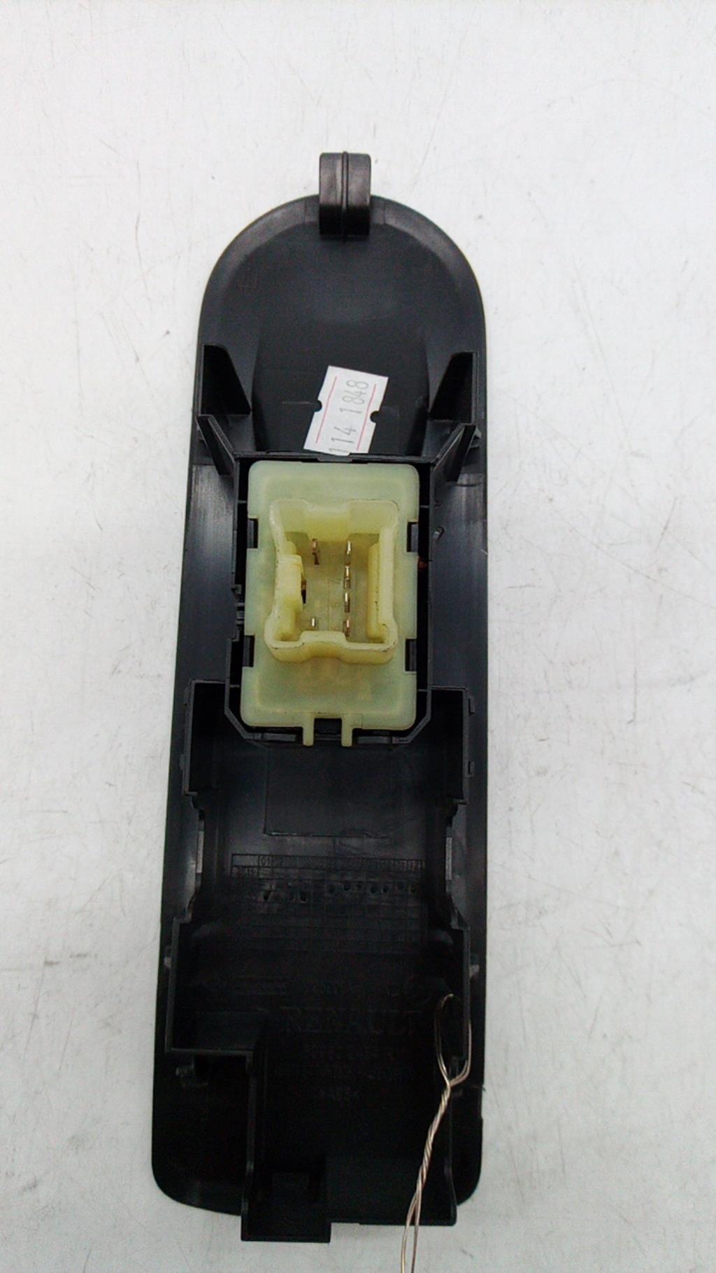 Interruttore lavacristalli anteriore destro RENAULT CLIO 4 PHASE 1 Gasolina - 1