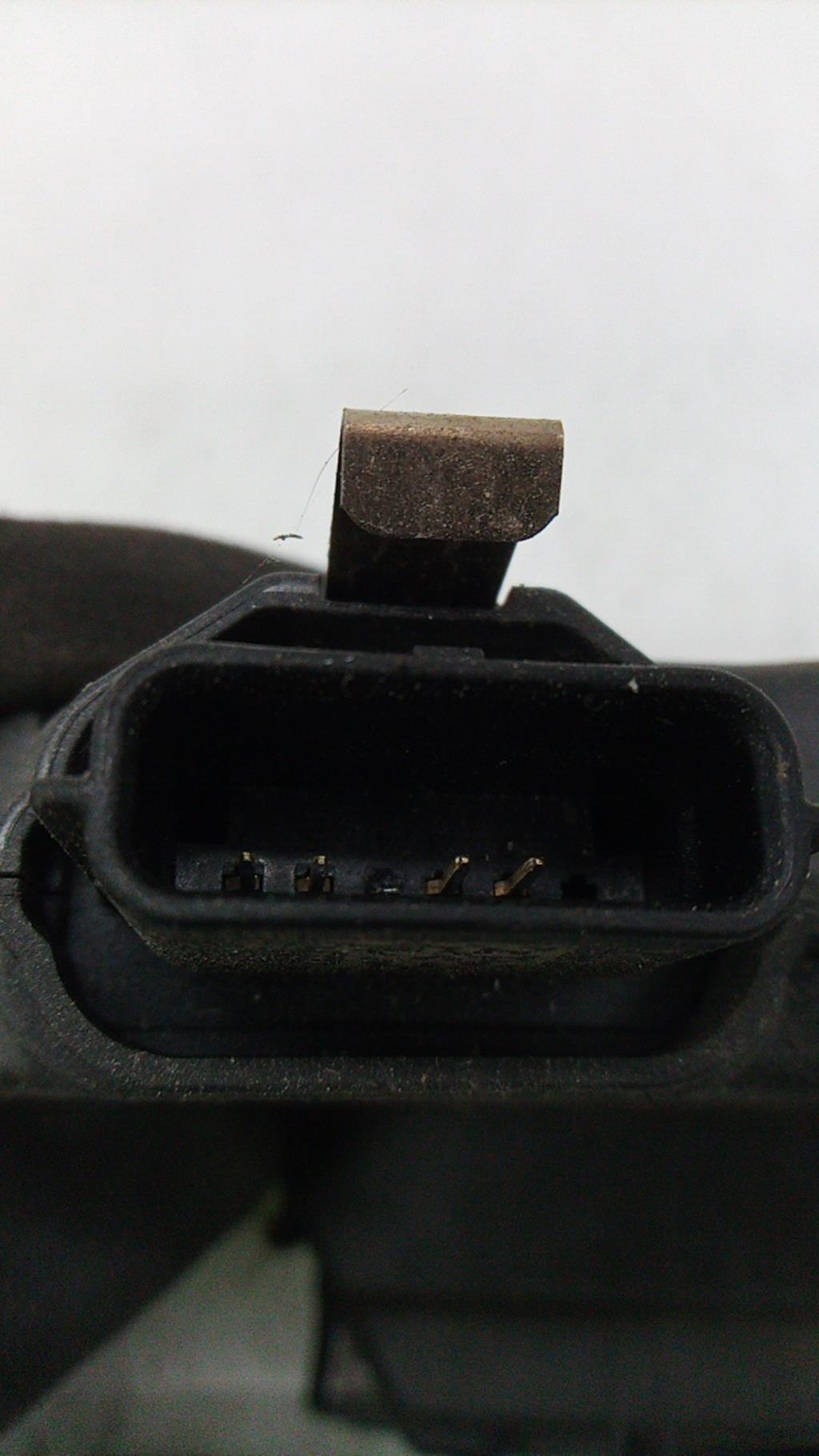 Serratura posteriore destra RENAULT CLIO 4 PHASE 1 Diésel - 1