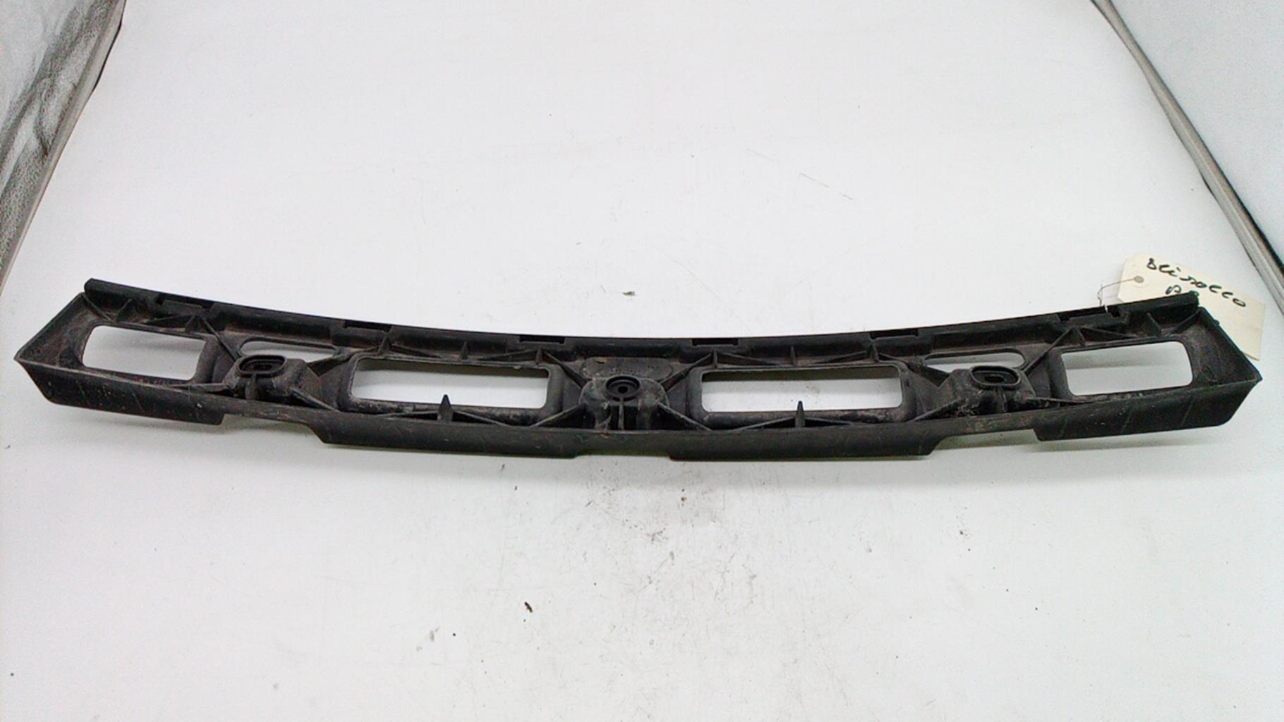 Supporto paraurti posteriore VOLKSWAGEN SCIROCCO 3 PHASE 1 COUPE Diésel - 1