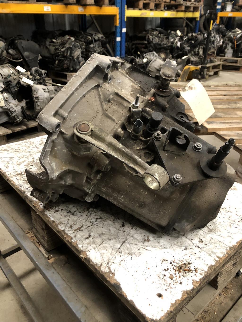 Boite de vitesses PEUGEOT 206+ Essence - 1
