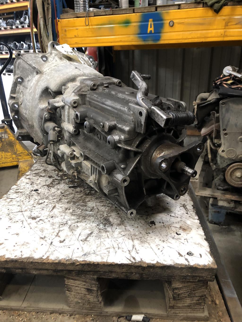 Boite de vitesses BMW SERIE 3 E46 COMPACT PHASE 1 Diesel - 1