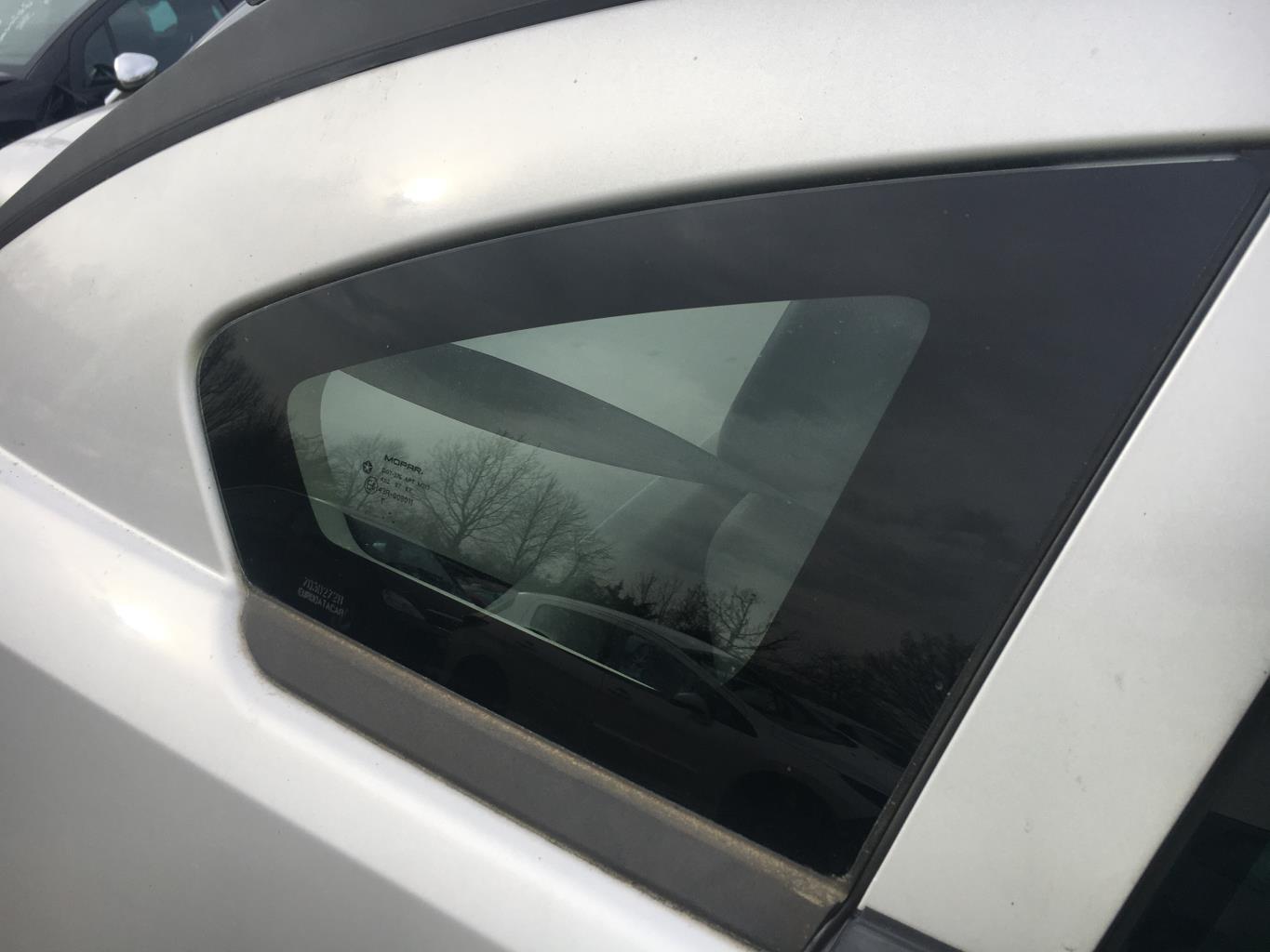 Custode arriere droit DODGE CALIBER Diesel - 1