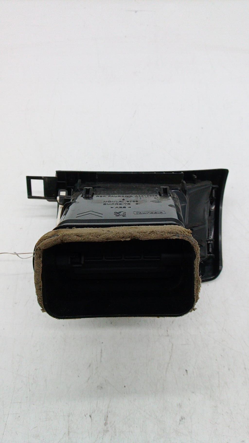 Bocchetta aerazione cruscotto anteriore destra PEUGEOT 407 COUPE Diésel - 1