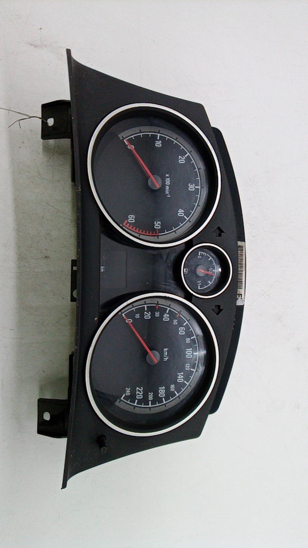 Compteur OPEL ZAFIRA B PHASE 2 Diesel - 1