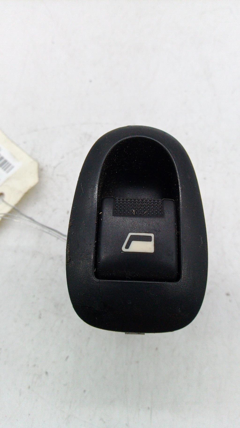 Interruttore lavacristalli posteriore destro PEUGEOT 406 PHASE 2 Diésel - 1