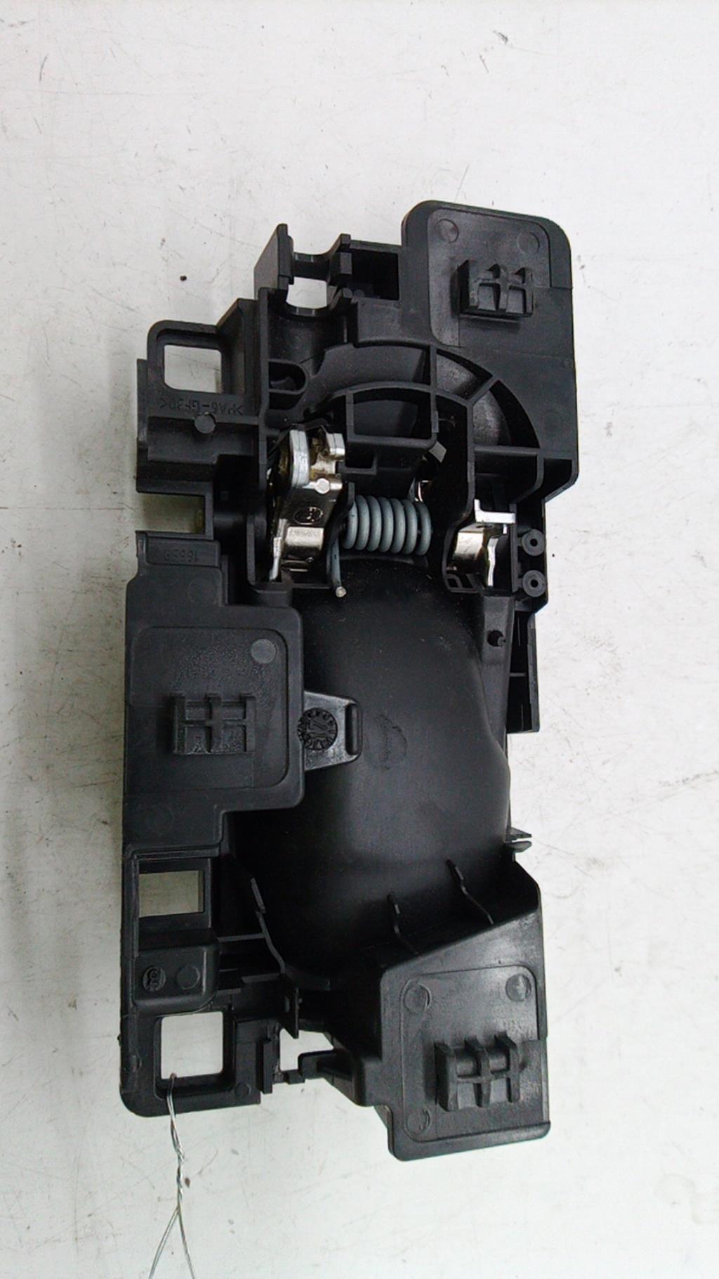 Maniglia interna anteriore destra CITROEN C4 CACTUS Diésel - 1