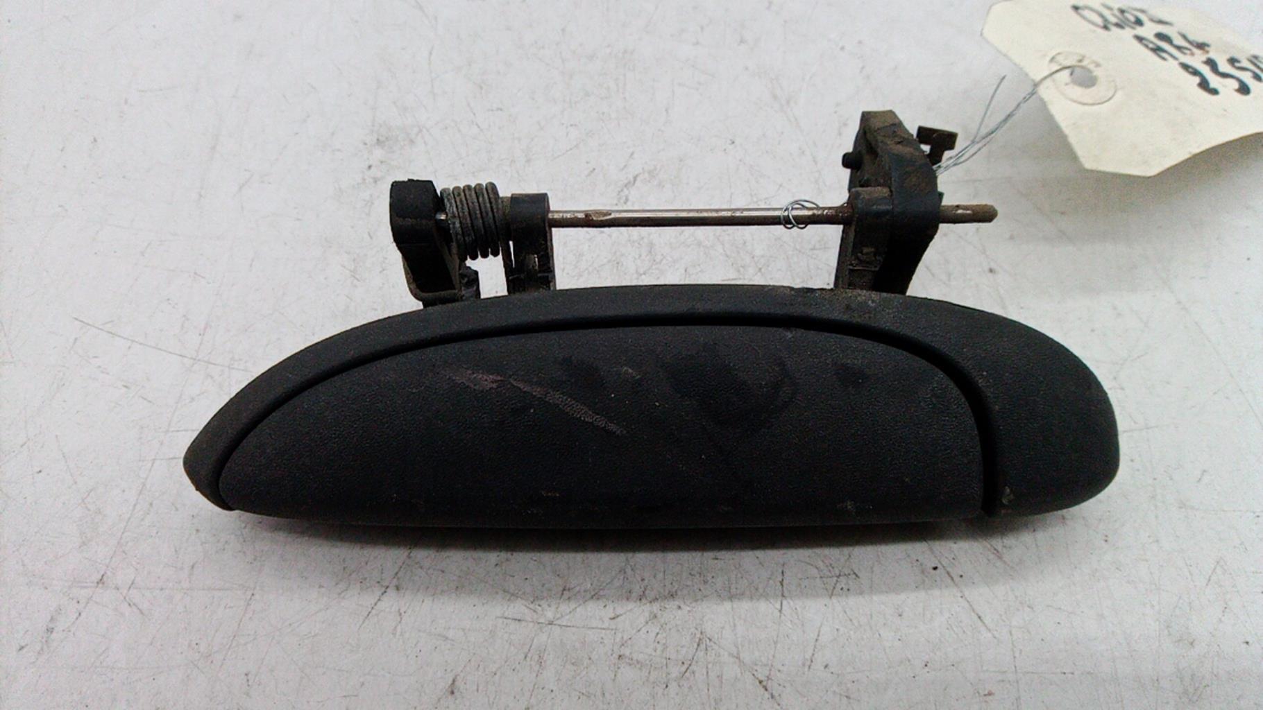 Maniglia portiera posteriore sinistra RENAULT CLIO 2 PHASE 2 Diésel - 1