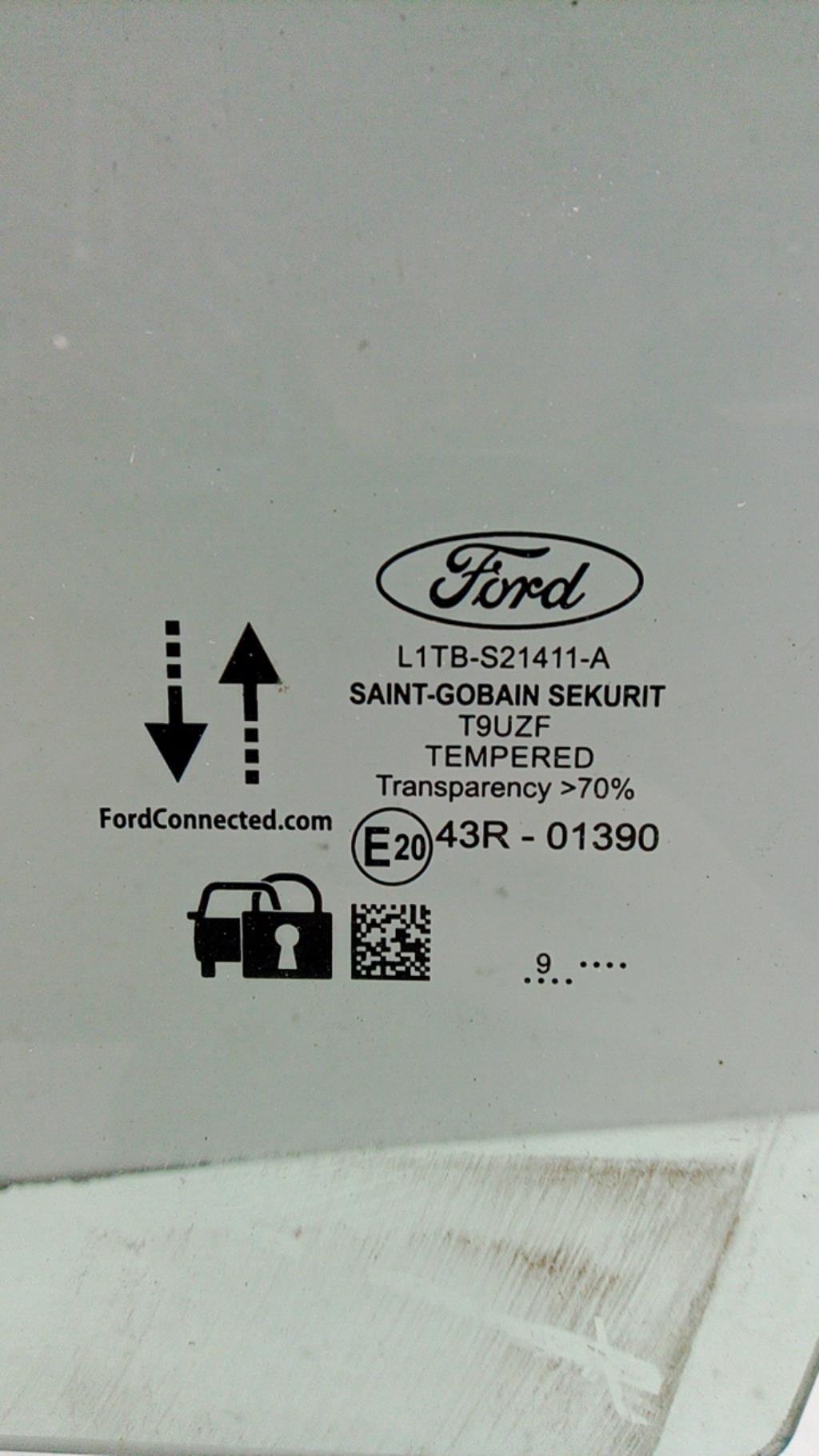 Vitre avant gauche FORD PUMA 2 Essence/Hybride - 1
