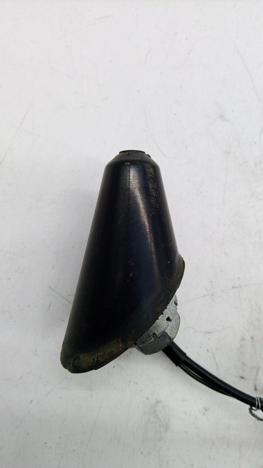 Antenne OPEL MERIVA A PHASE 1 Essence - 1