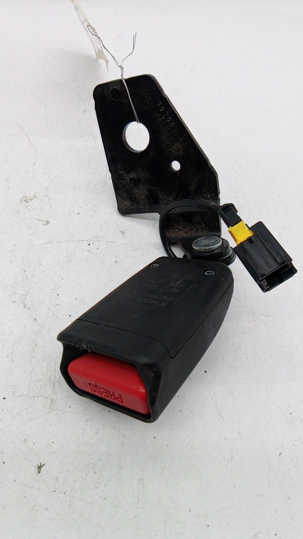 Aggancio cintura sicurezza posteriore sinistro CITROEN C4 2 PHASE 1 Diésel - 1