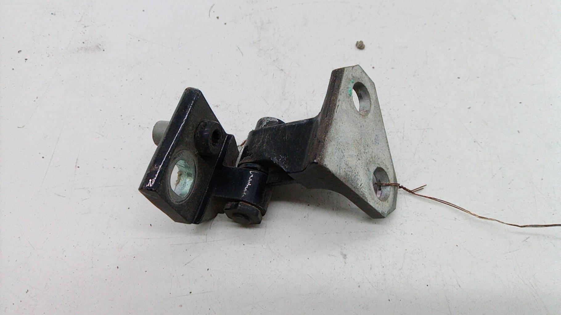 Cerniera portiera posteriore destra VOLKSWAGEN GOLF 5 Diésel - 1
